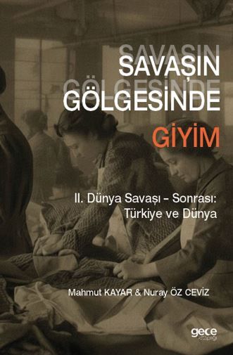 Savaşın Gölgesinde Giyim kapağı